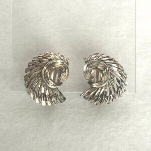 VTG Avon Sterling Silver 925 Diamond Cut Clip On Earrings